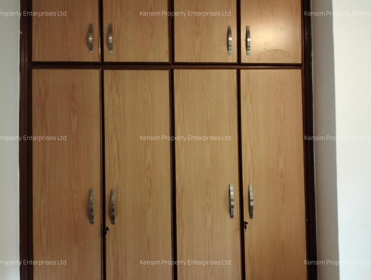 3 Bed Townhouse with En Suite in Spring Valley - 16