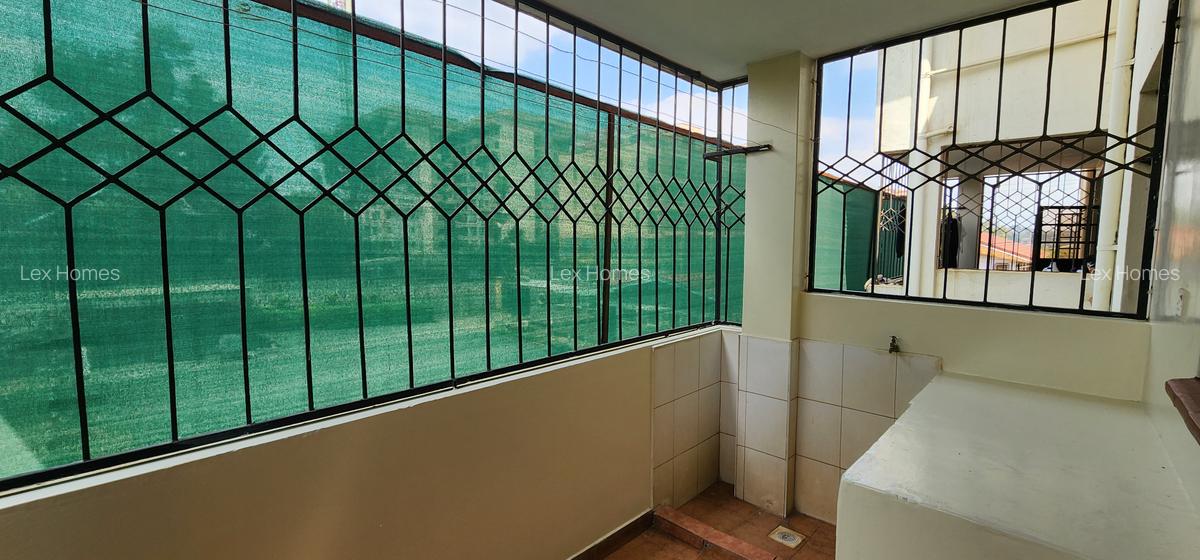 3 Bed Apartment with En Suite at Garden Estate Road - 7