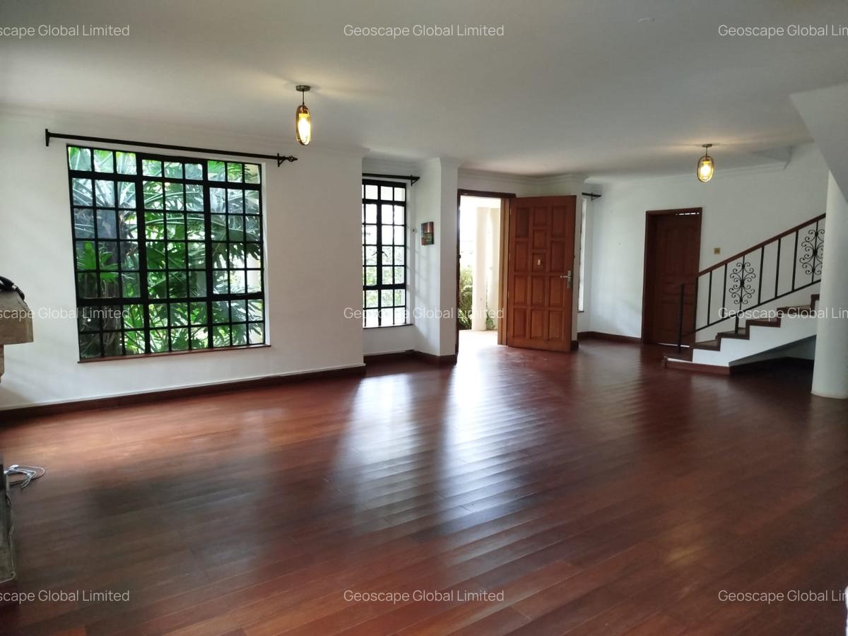 4 Bed House with En Suite in Karen - 3