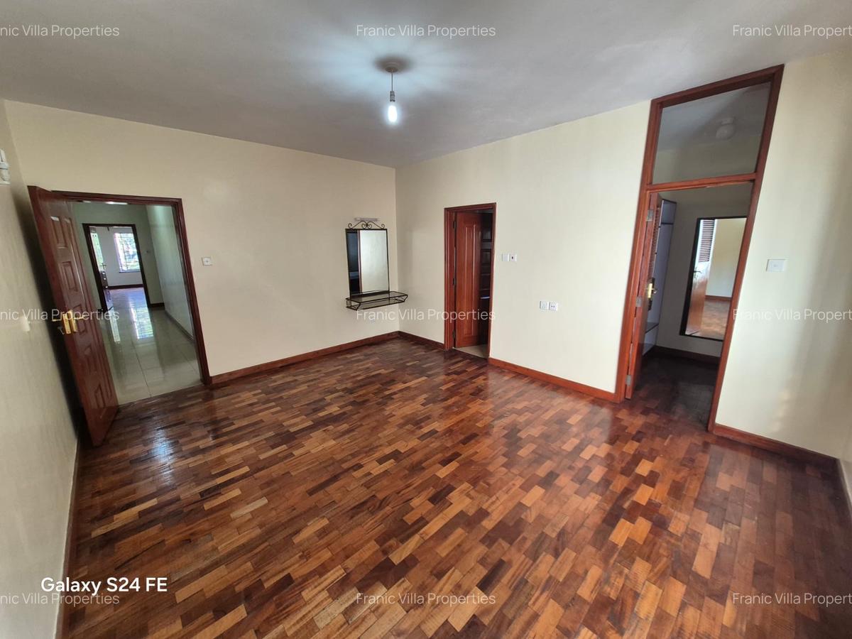 3 Bed Apartment with En Suite at Raphta Road - 16