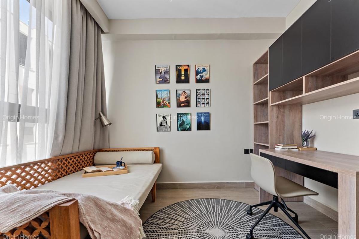 Furnished 3 Bed Apartment with En Suite at Riverside Drive - 13