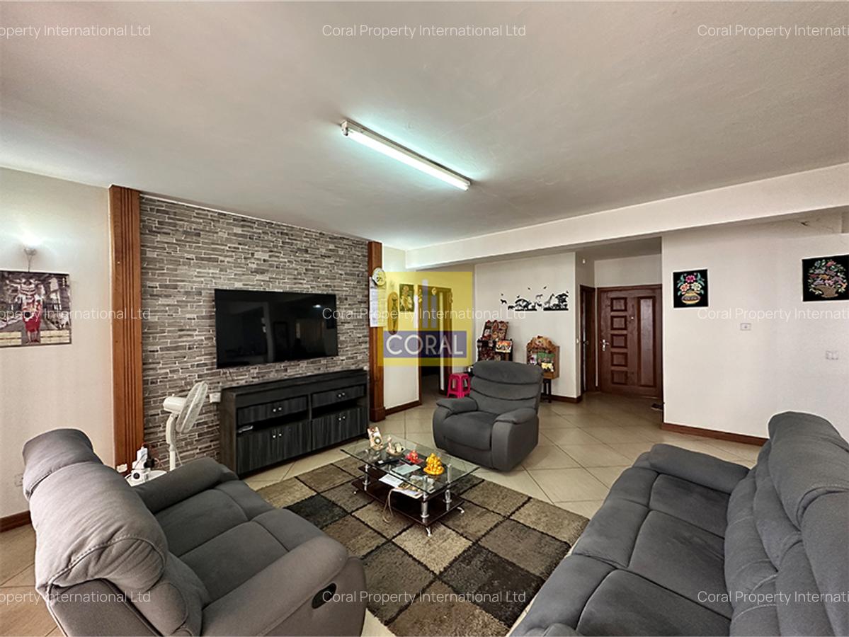 4 Bed Apartment in Parklands - 1