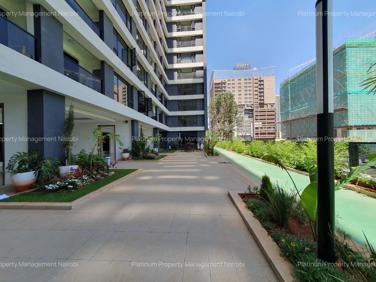 2 Bed Apartment with En Suite at Westlands Rd - 16