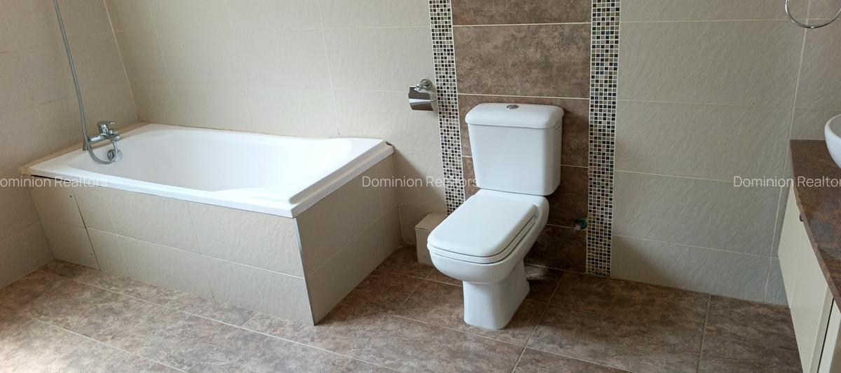 4 Bed Apartment with En Suite in Westlands Area - 10