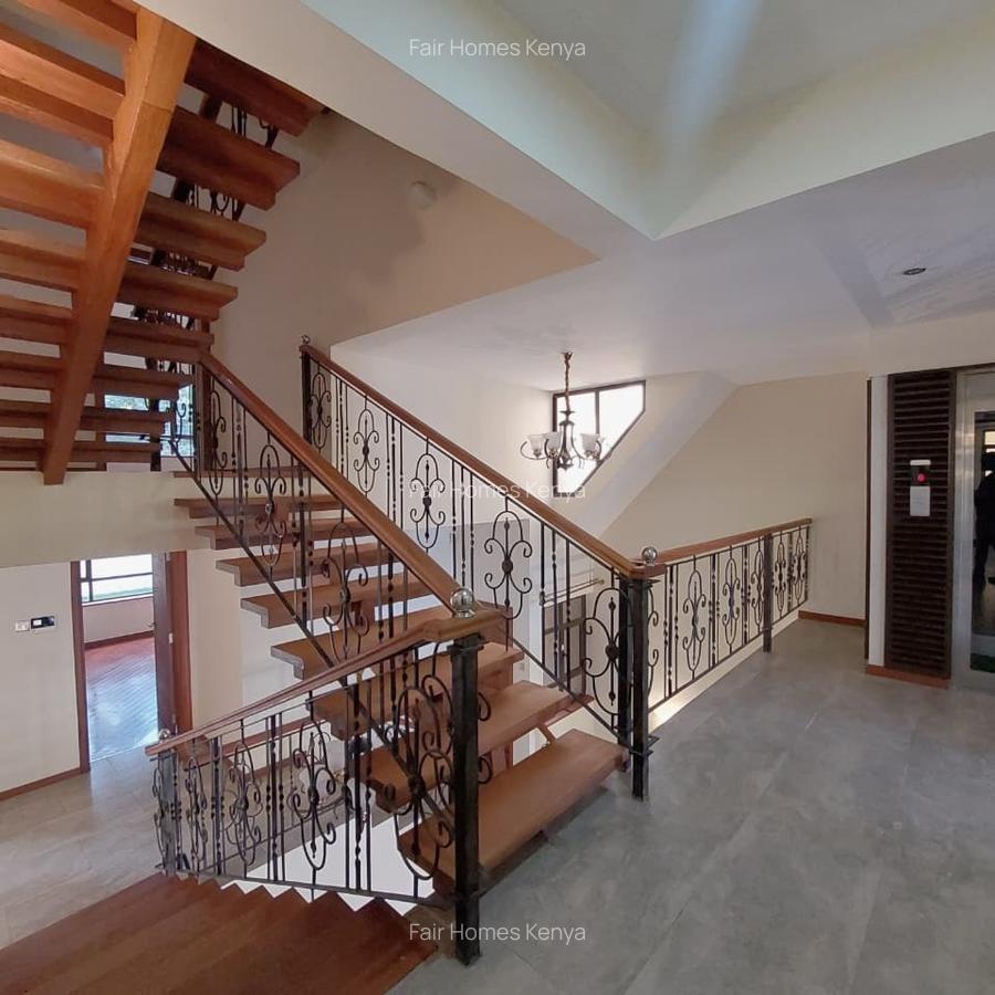 5 Bed Townhouse with En Suite at Convent Drive - 7