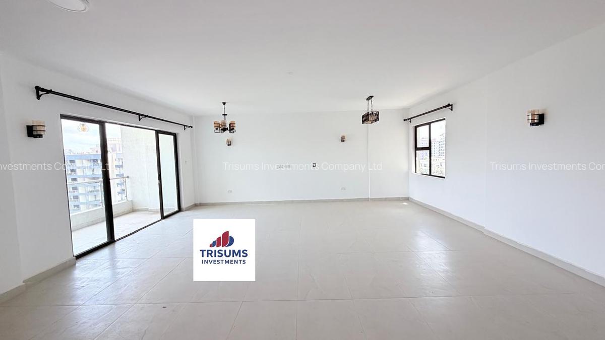 4 Bed Apartment with En Suite in Spring Valley - 6