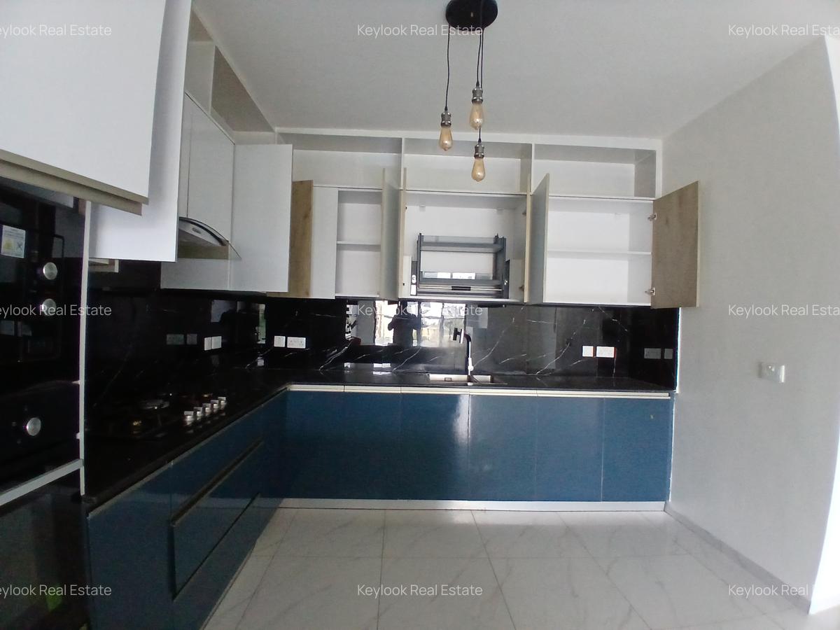 2 Bed Apartment with En Suite at Mbaazi Avenue - 3