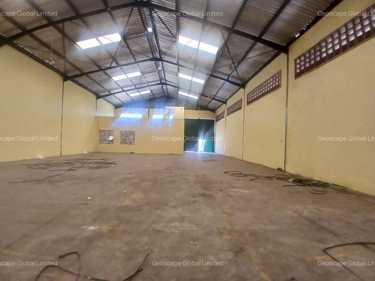 5,546 ft² Warehouse with Parking in Mlolongo - 6