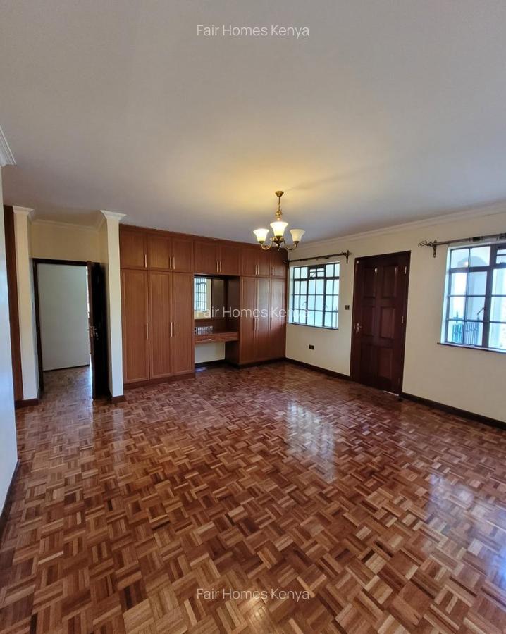 4 Bed Townhouse with En Suite at Chalbi Drive - 11