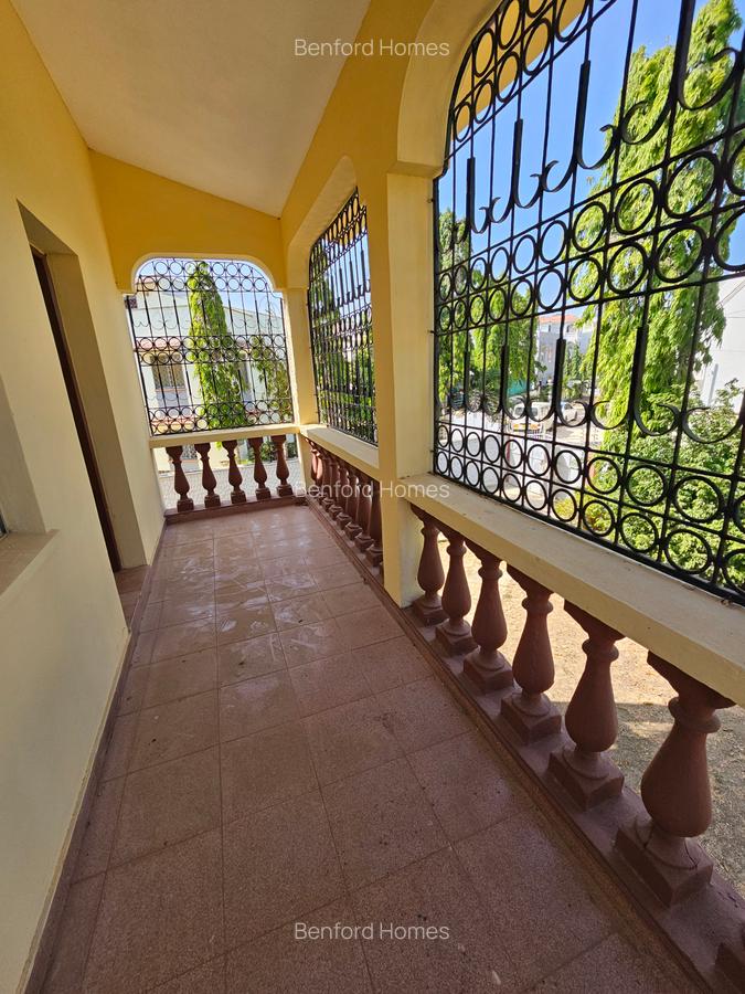 3 Bed Townhouse with En Suite at Nyali - 2