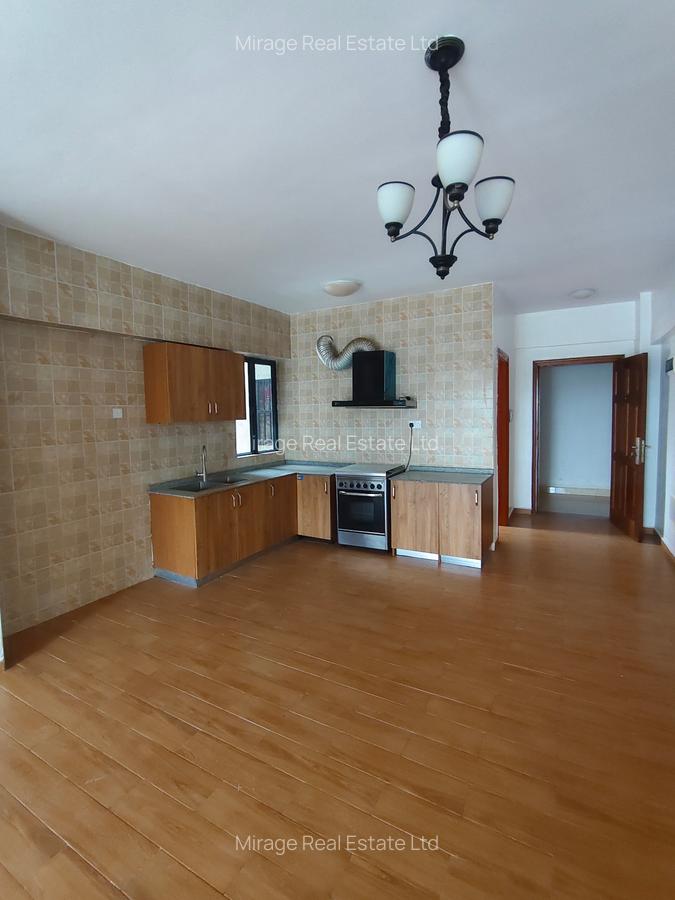 3 Bed Apartment with Swimming Pool in Hurlingham - 1