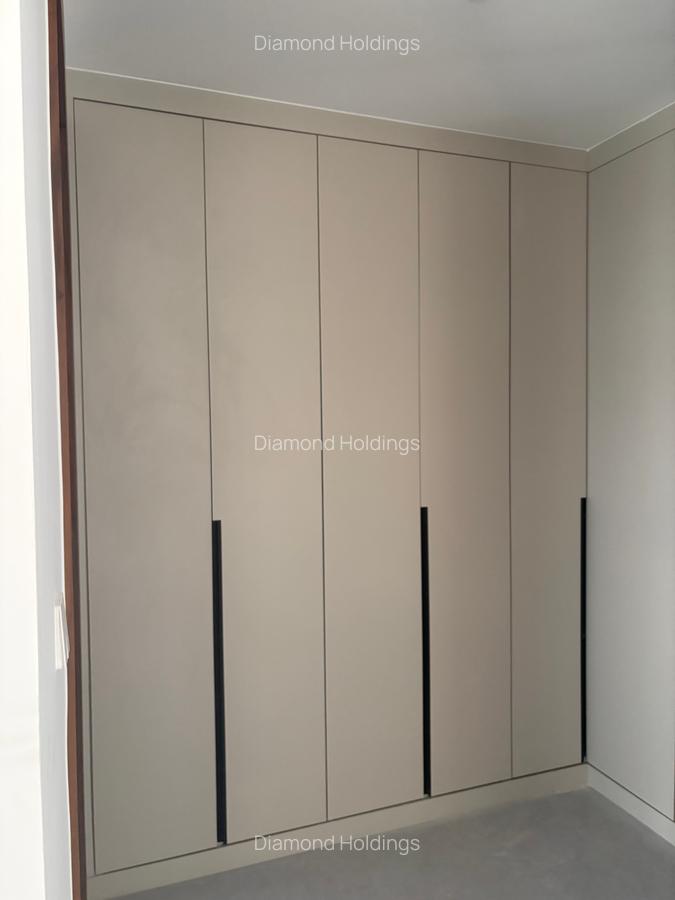 3 Bed Apartment with En Suite in Spring Valley - 15