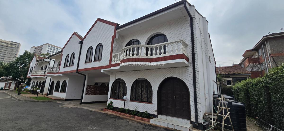 5 Bed Townhouse with En Suite at Kilimani - 4