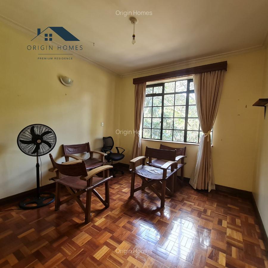 3 Bed Apartment with En Suite at Riverside Drive - 18