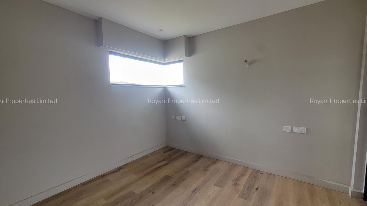 4 Bed House with En Suite in Kiambu Road - 12