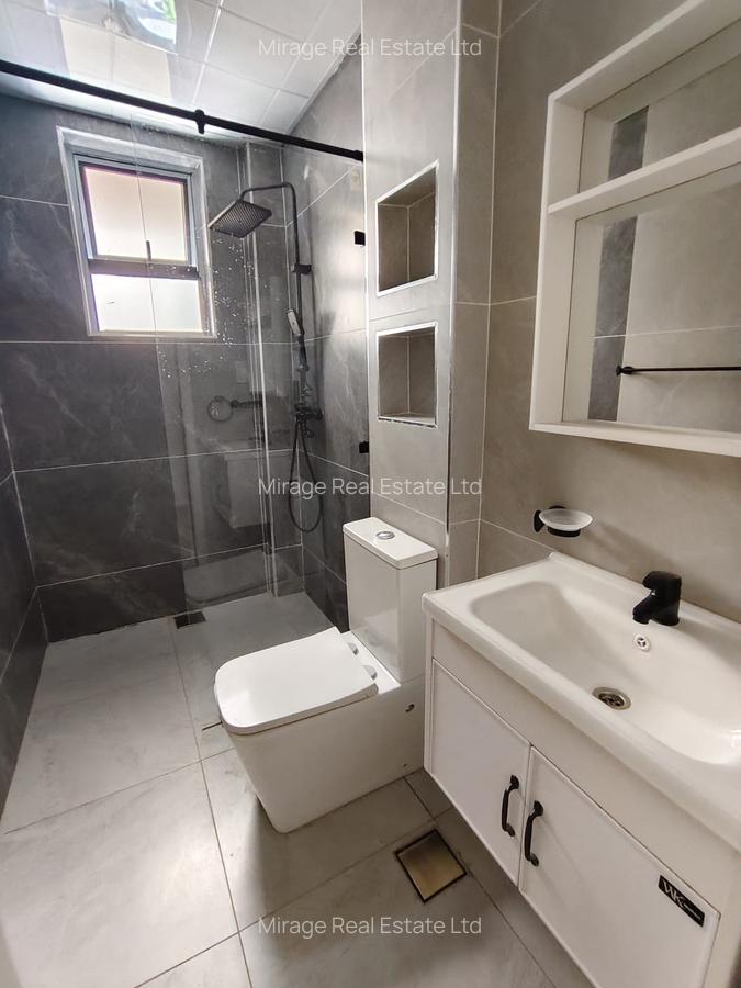 5 Bed Apartment with Borehole in Parklands - 20