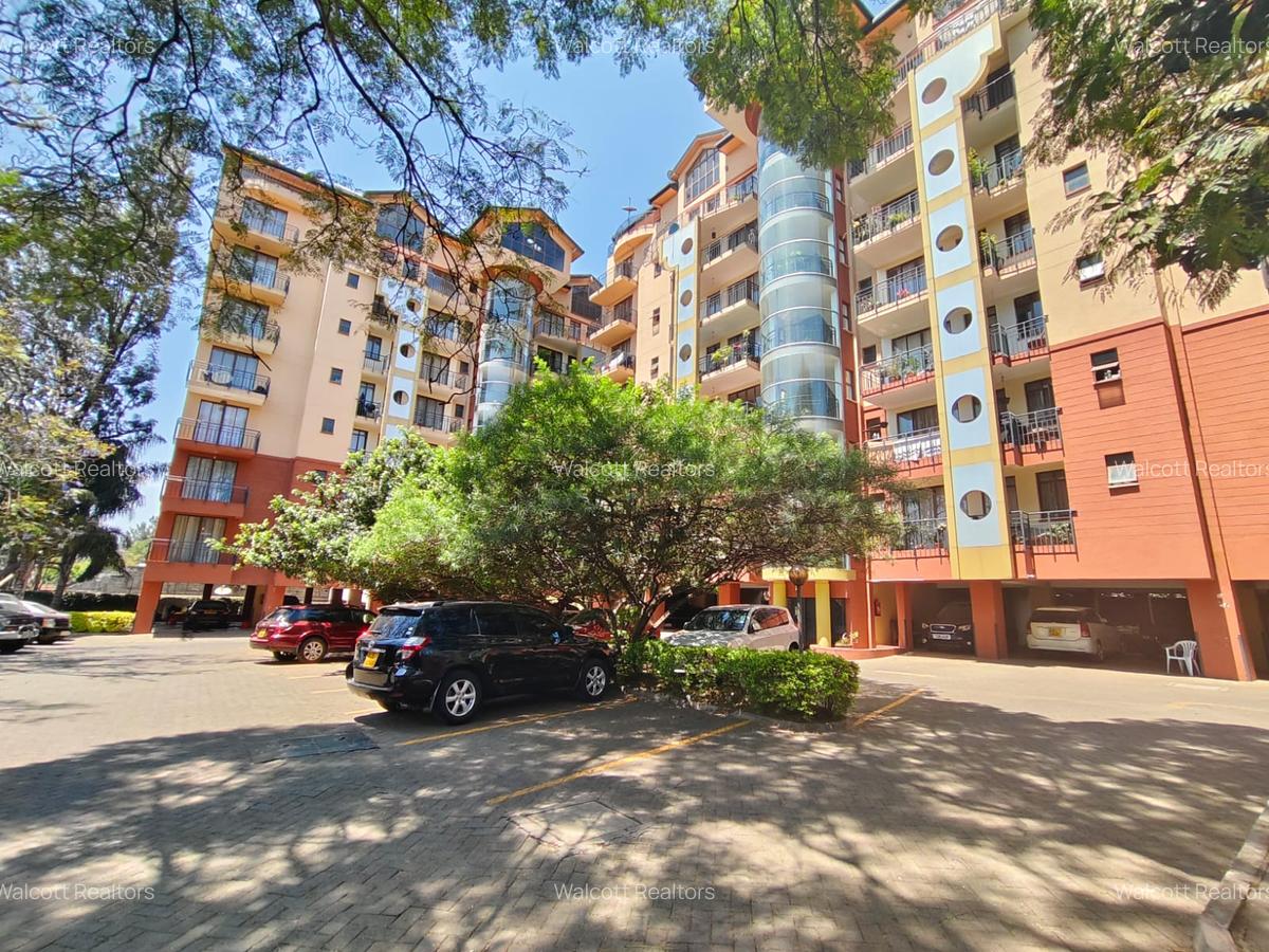 3 Bed Apartment with En Suite in Kilimani - 1