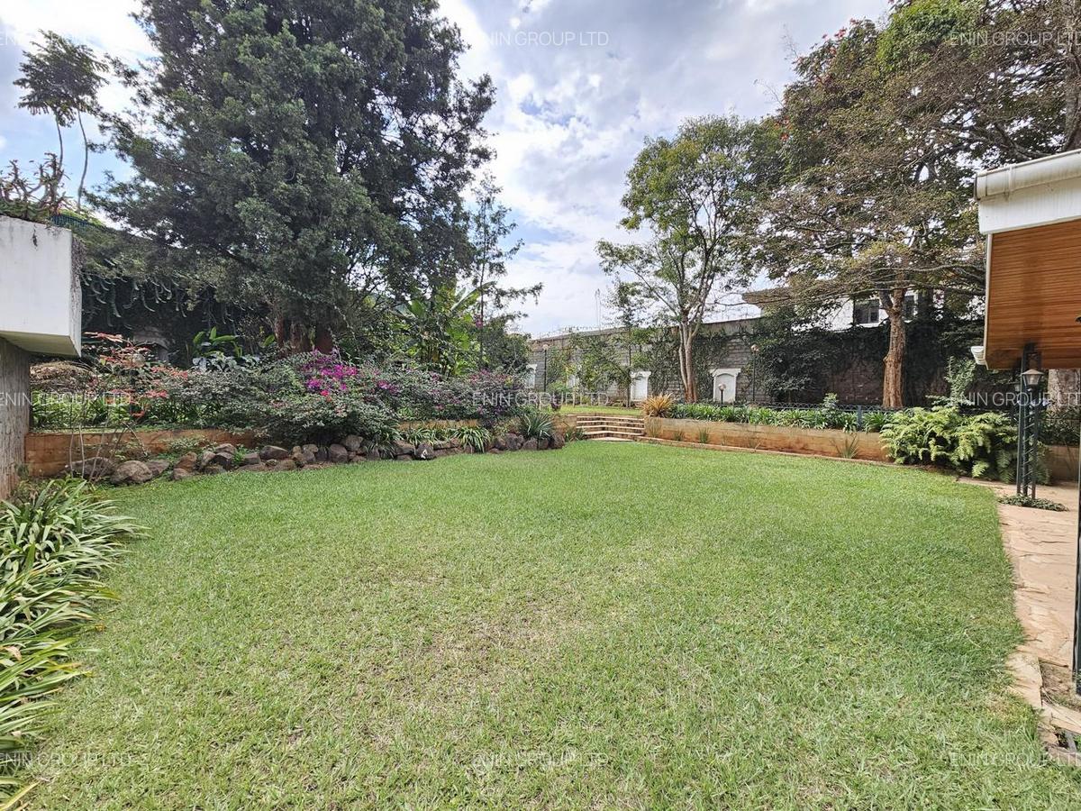 8 Bed House with En Suite at Spring Valley Rd - 11