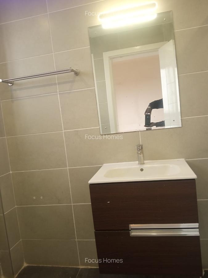 4 Bed Apartment with En Suite in Lavington - 7