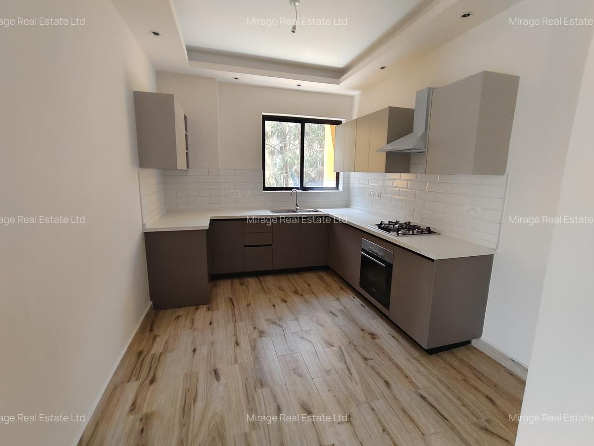 3 Bed Apartment with Swimming Pool in Kilimani - 4