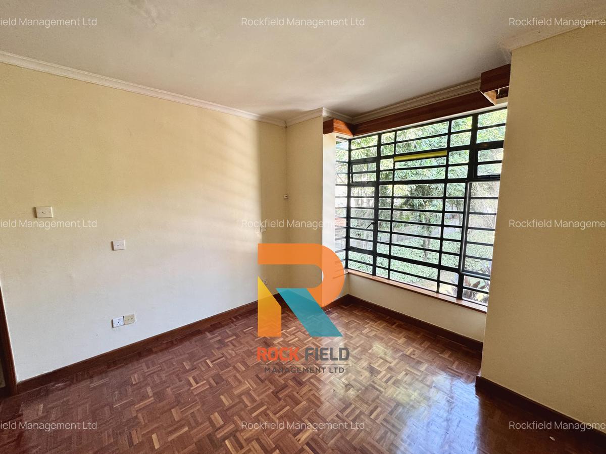 4 Bed Townhouse with En Suite at Redhill Road - 13