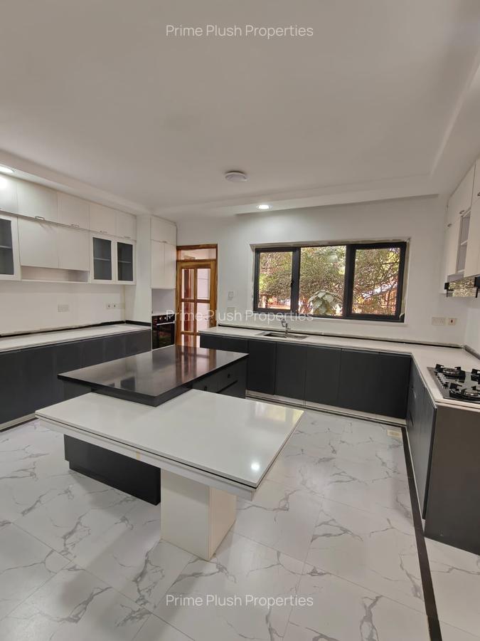 9 Bed House with En Suite in Karen - 2