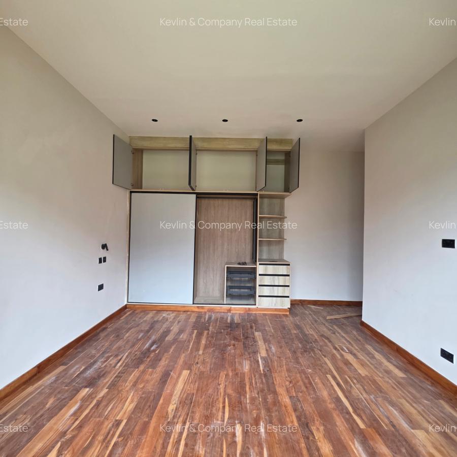 4 Bed Townhouse with En Suite in Loresho - 11