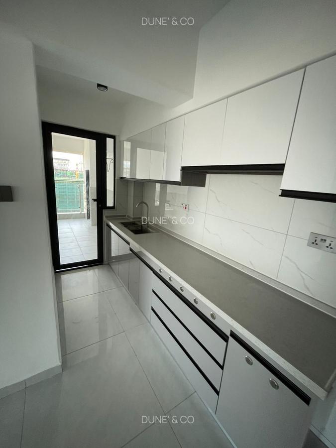 Serviced 2 Bed Apartment with En Suite in Westlands Area - 9