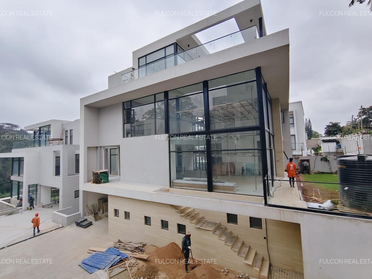 6 Bed Villa with En Suite in Lavington - 9