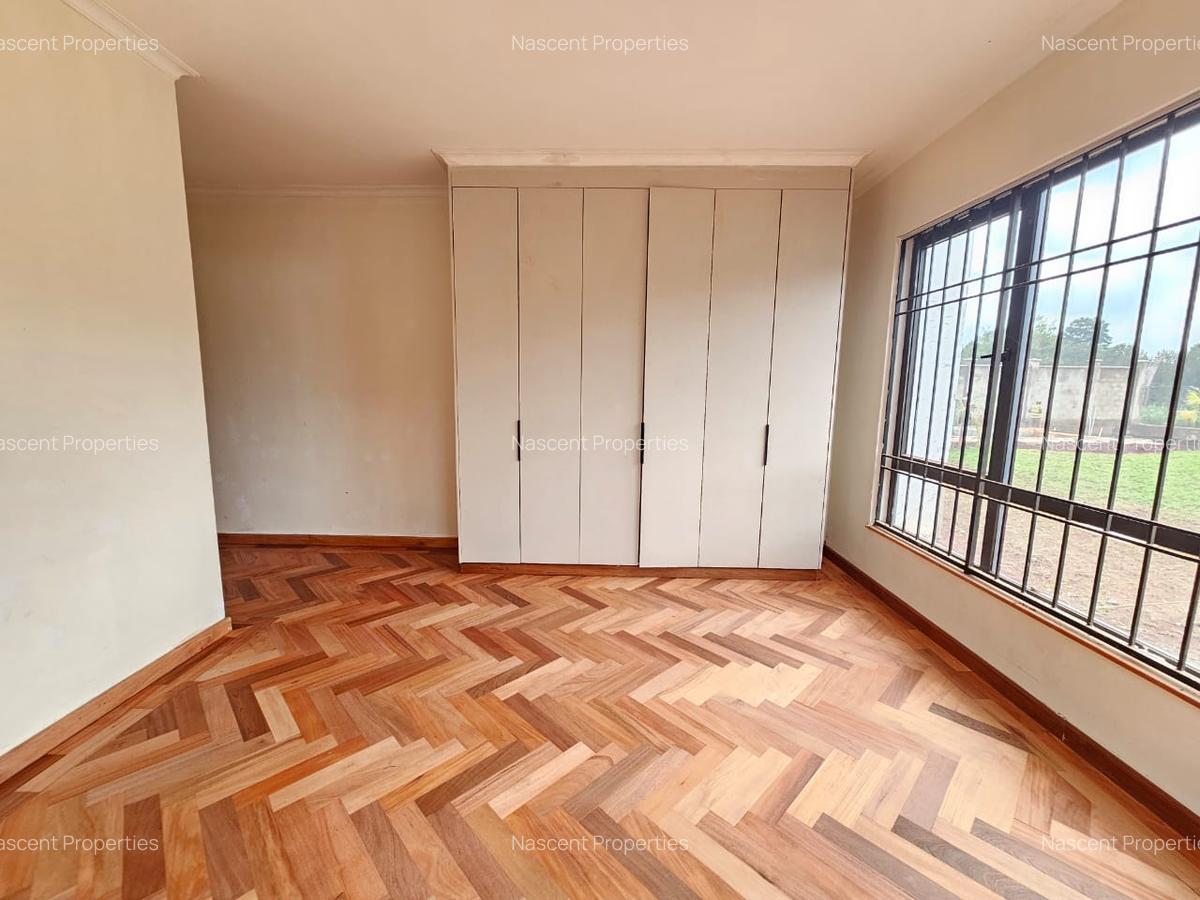 6 Bed House with En Suite in Loresho - 11