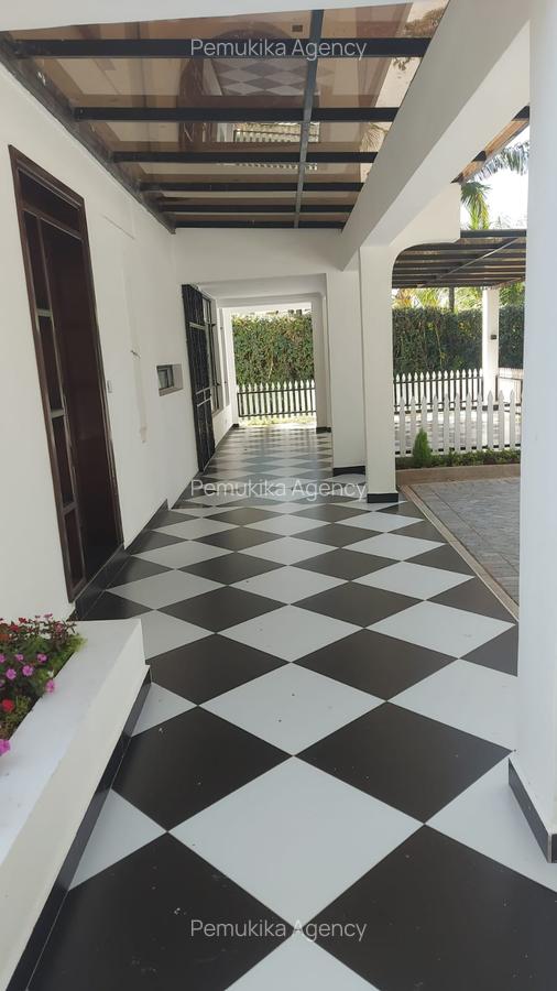 5 Bed Villa at Ridgeways - 8