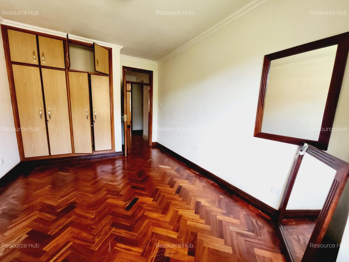 3 Bed Townhouse with En Suite at Peponi Road - 12