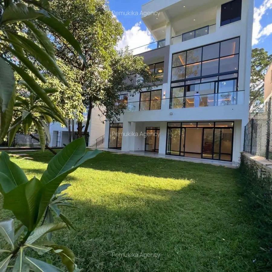 5 Bed Townhouse with En Suite in Kitisuru - 1
