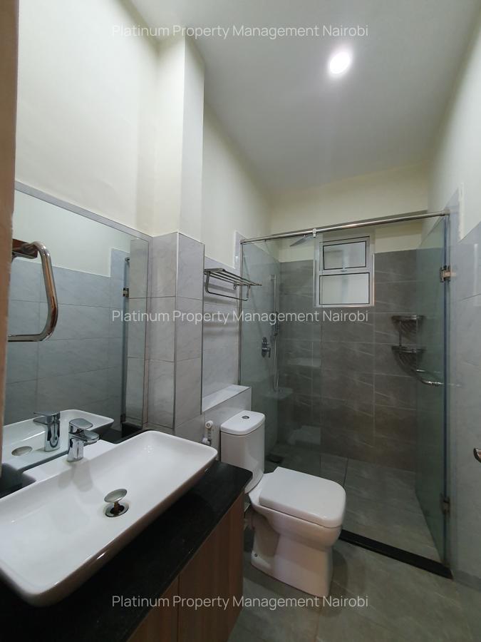 2 Bed Apartment with En Suite at 1St Parklands Avenue - 15