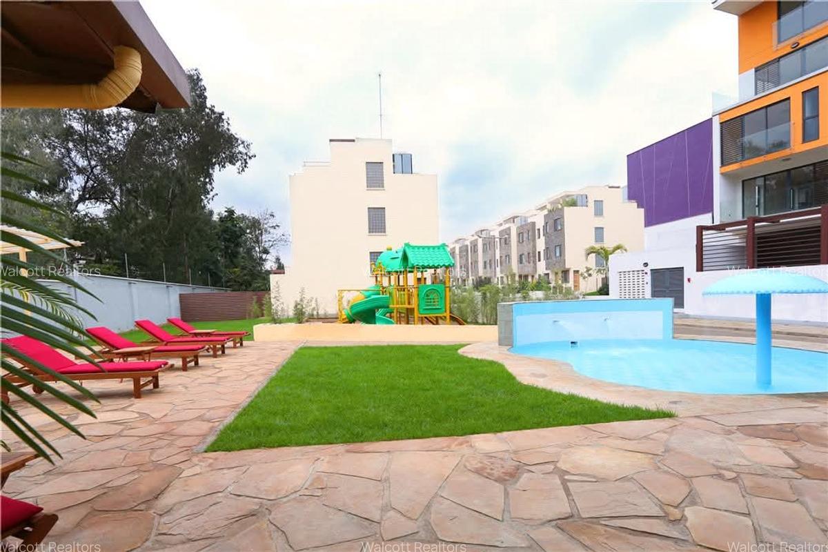 2 Bed Apartment with En Suite at Garden City - 7