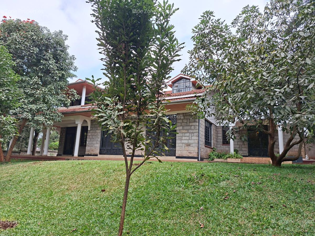 5 Bed Townhouse with En Suite at - 3