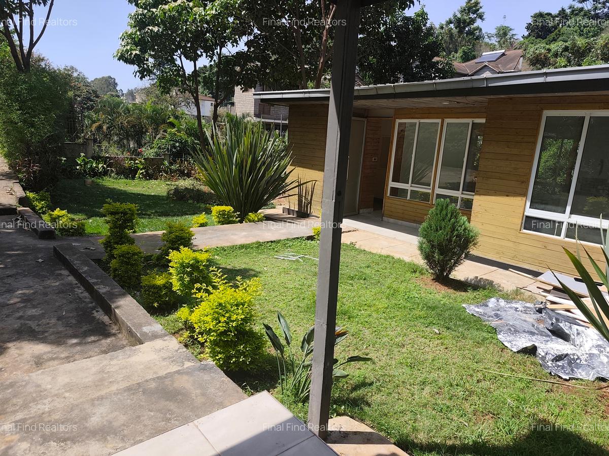 3 Bed House with En Suite in Spring Valley - 1