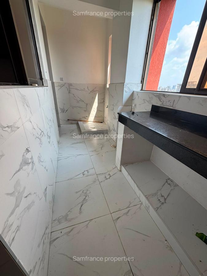 3 Bed Apartment with En Suite at Moyne Drive - 4