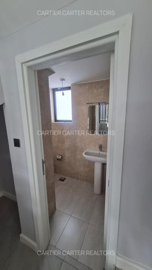 4 Bed House with En Suite in Kiambu Road - 14