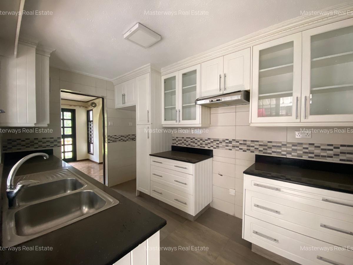 4 Bed Townhouse with En Suite in Kileleshwa - 3