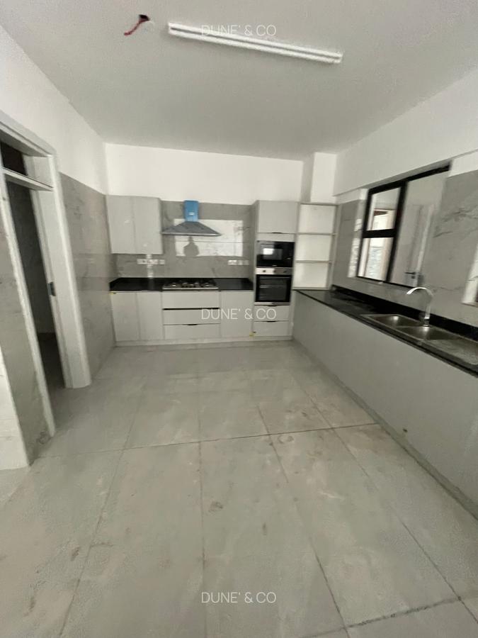 3 Bed Apartment with En Suite in Westlands Area - 7