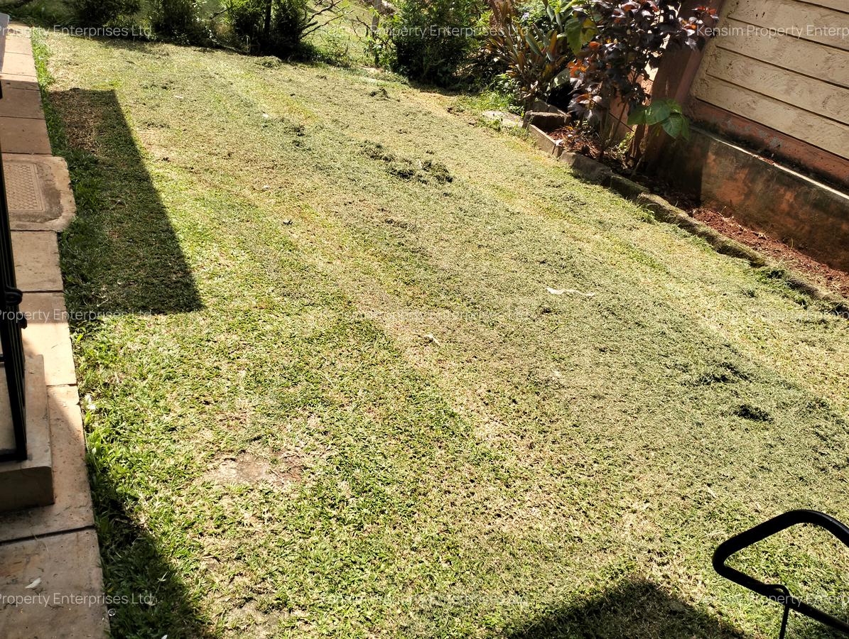 5 Bed Townhouse with En Suite in Lavington - 18