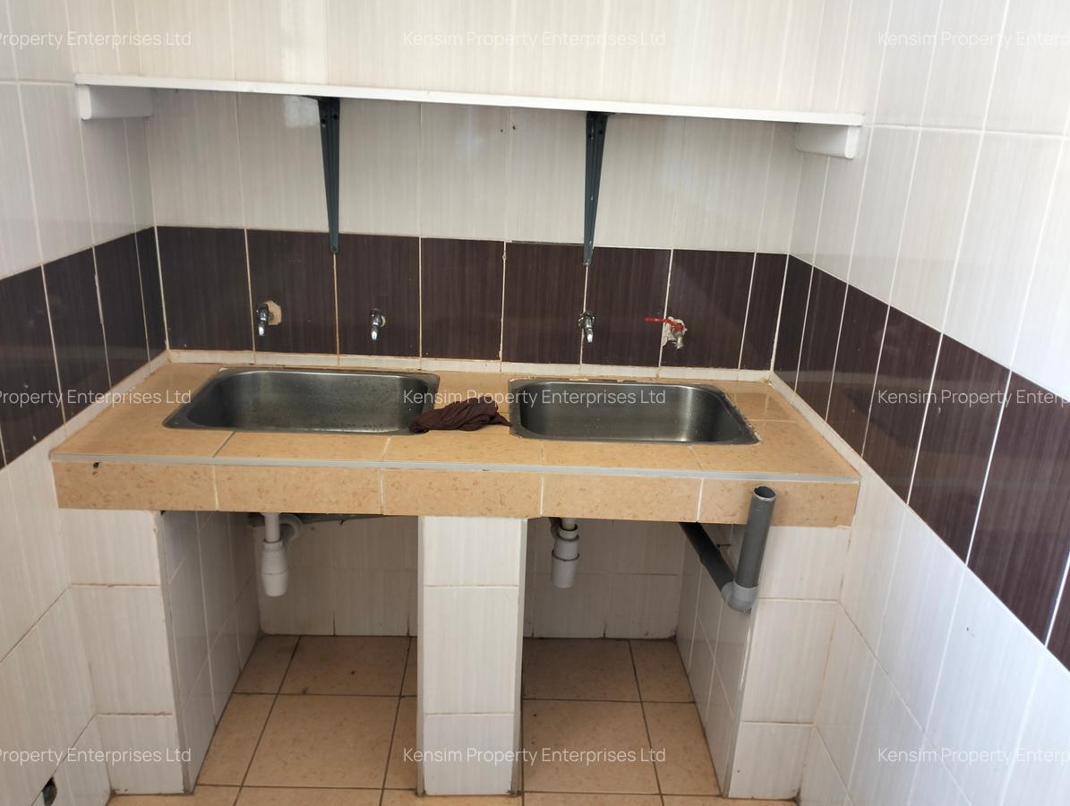 5 Bed Townhouse with En Suite in Kitisuru - 11