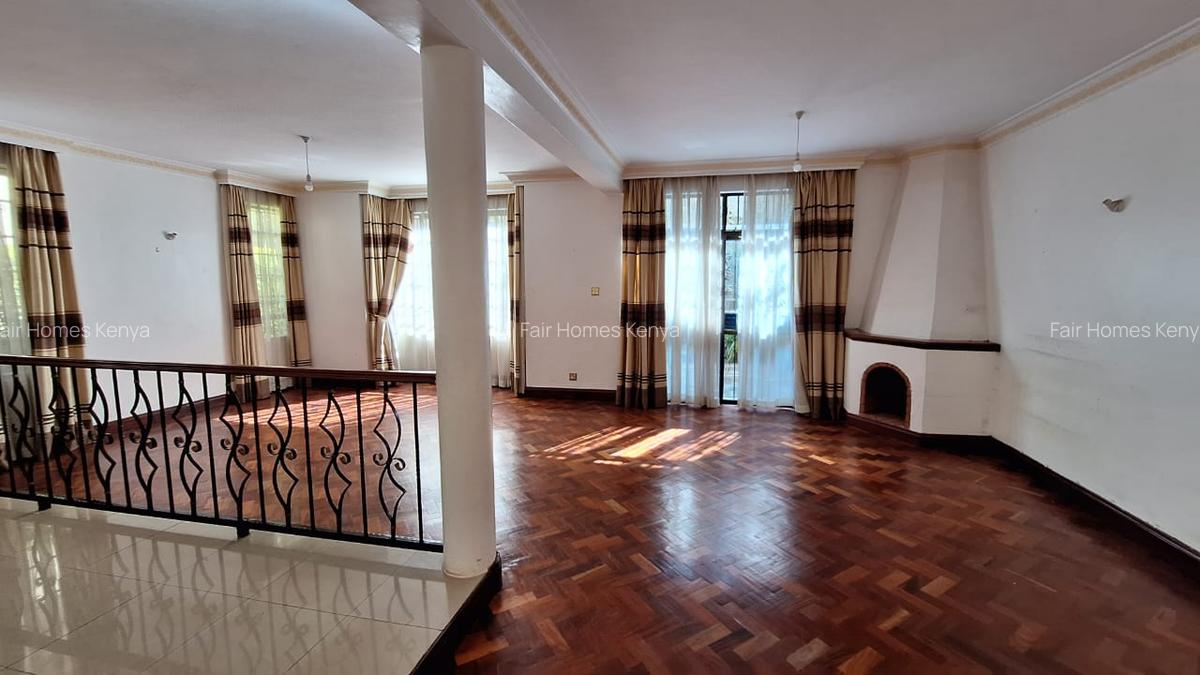 4 Bed Townhouse with En Suite at Lavington Green - 15