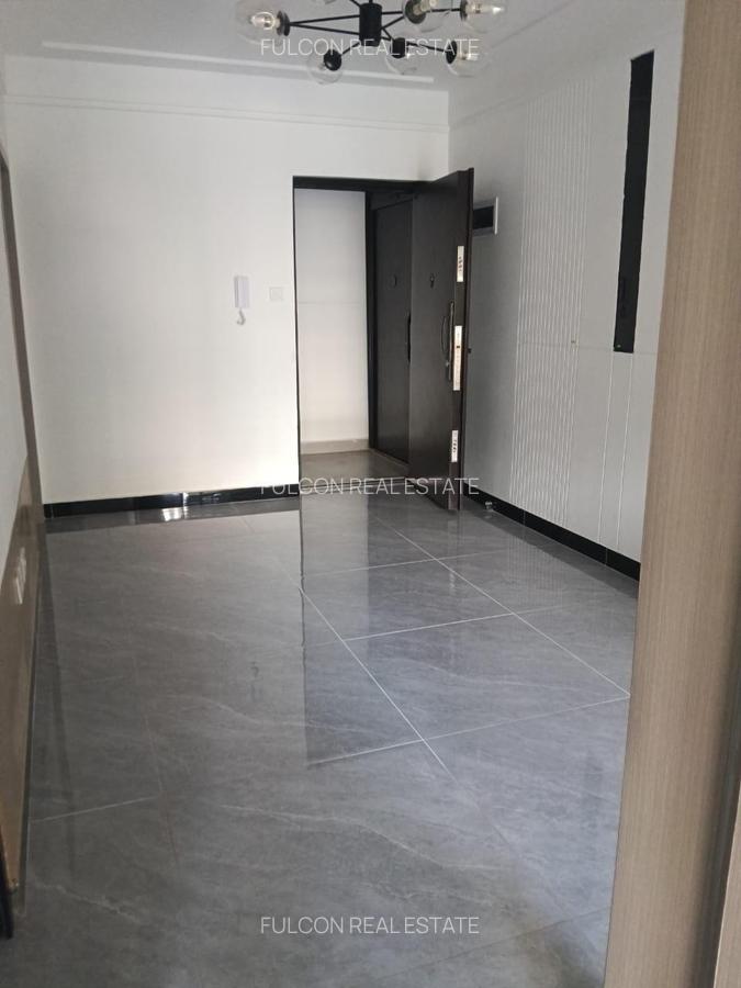 1 Bed Apartment with Gym in Kilimani - 5