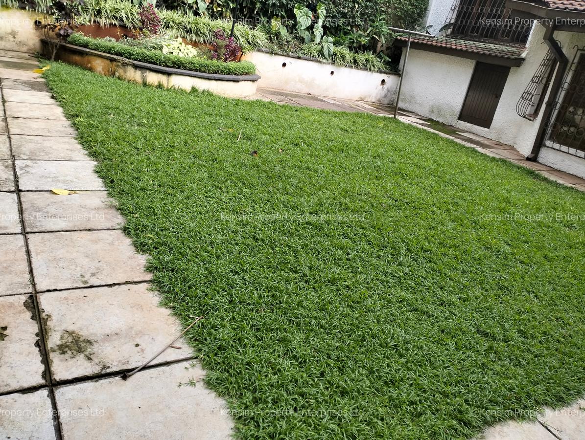 4 Bed Townhouse with En Suite in Kilimani - 4
