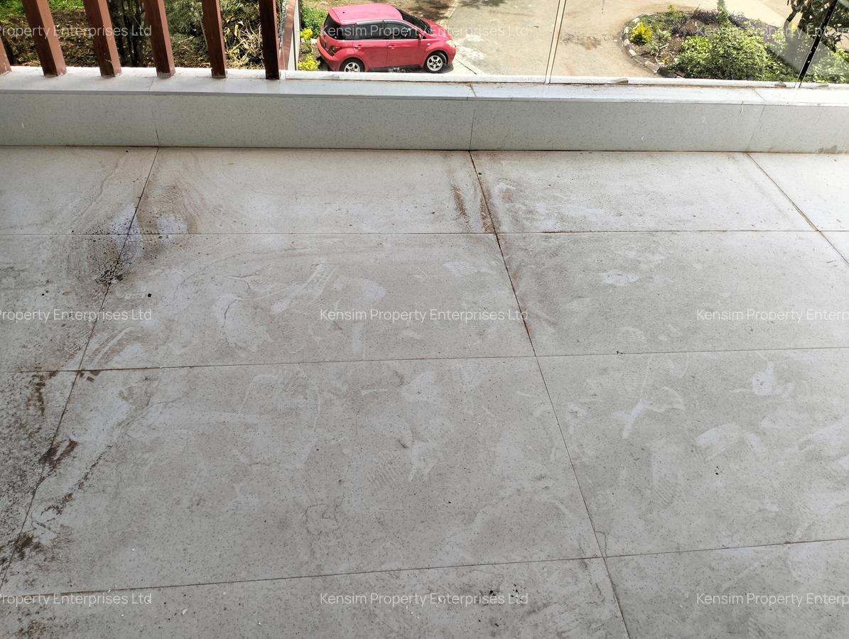 5 Bed Townhouse with En Suite in Lavington - 20