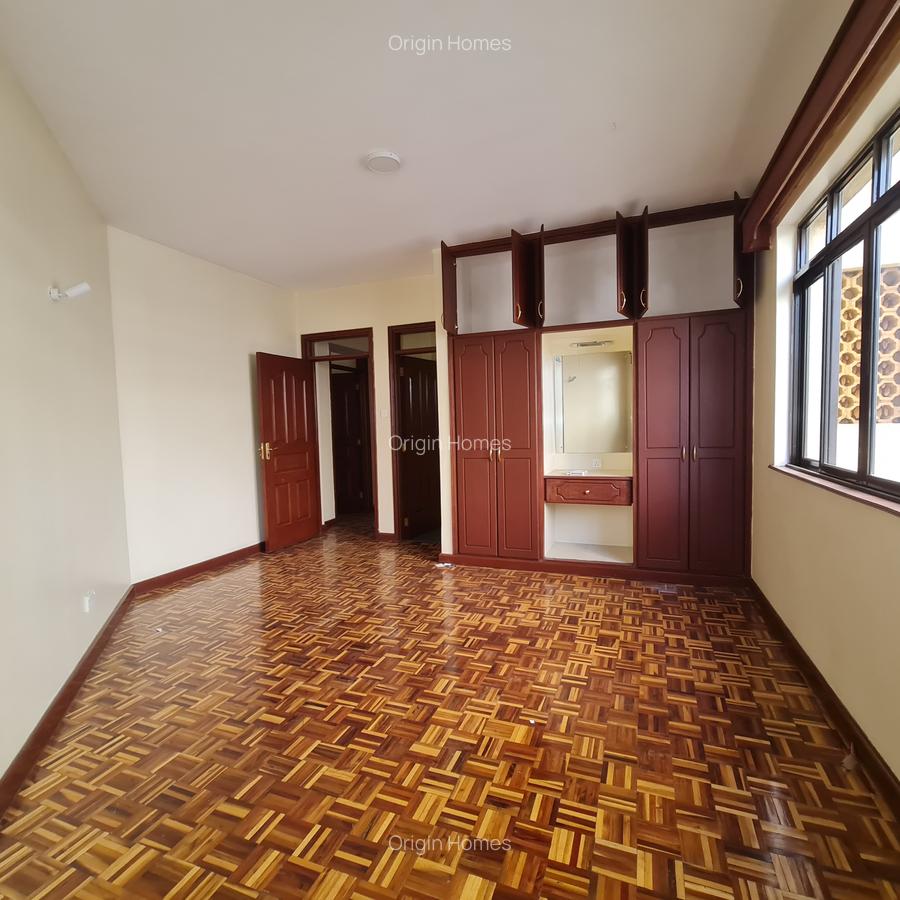 3 Bed Apartment with En Suite at Westlands - 8