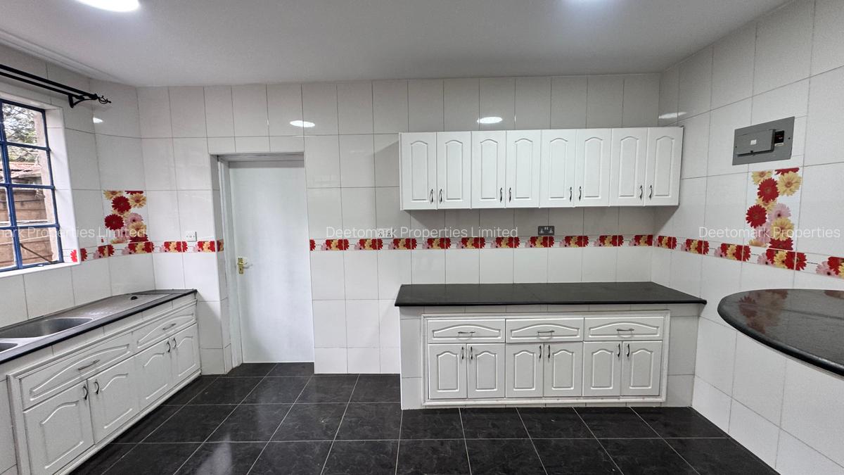 3 Bed Apartment with En Suite at Kilimani - 6
