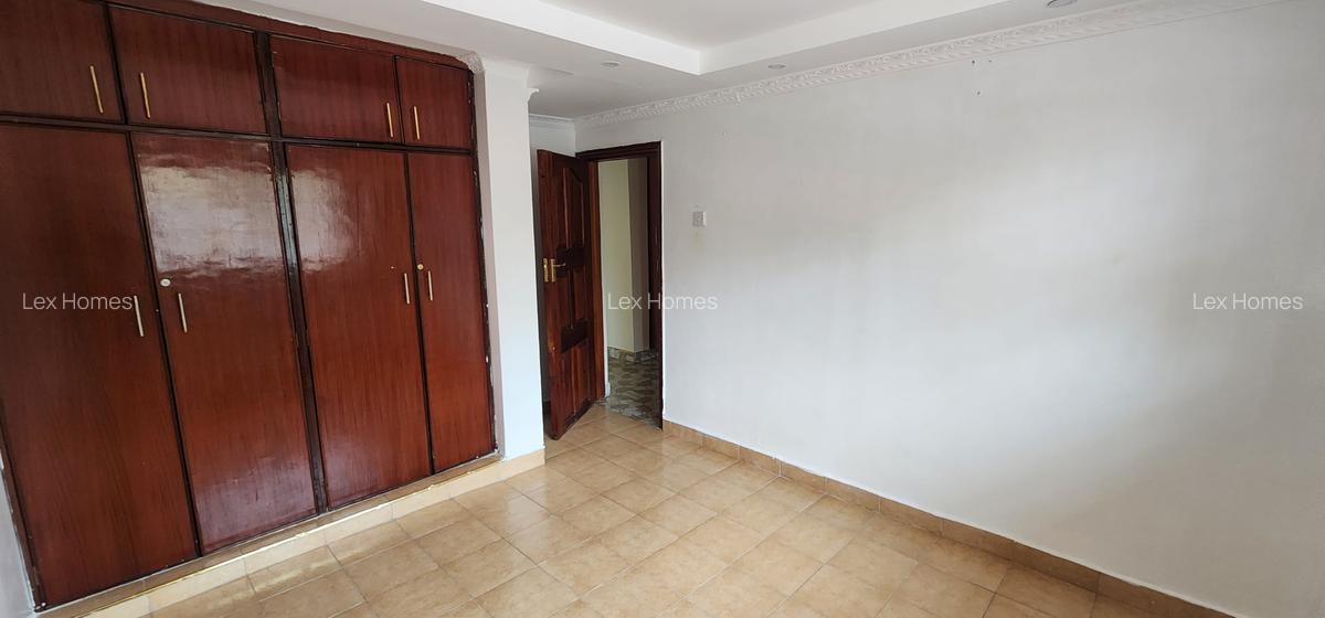 4 Bed House with En Suite at Masai Lodge - 15
